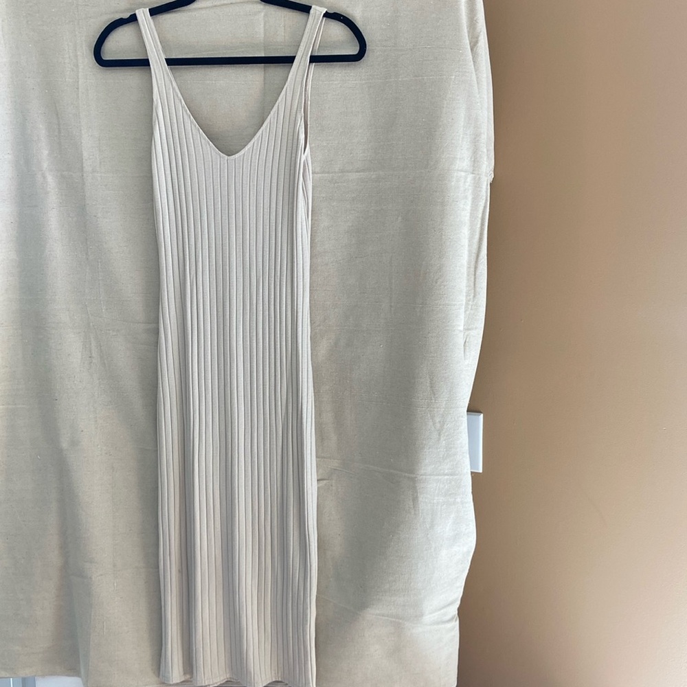 NWT Zara bodycon midi dress